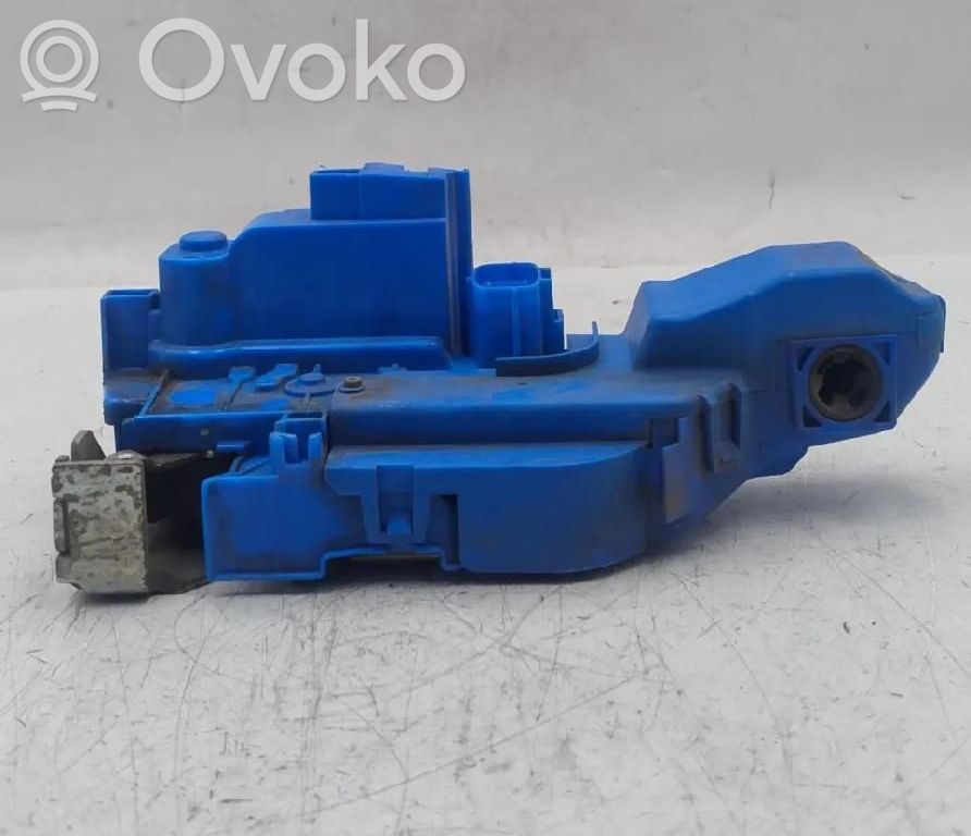 Fiat 500L Zamek drzwi przednich 
