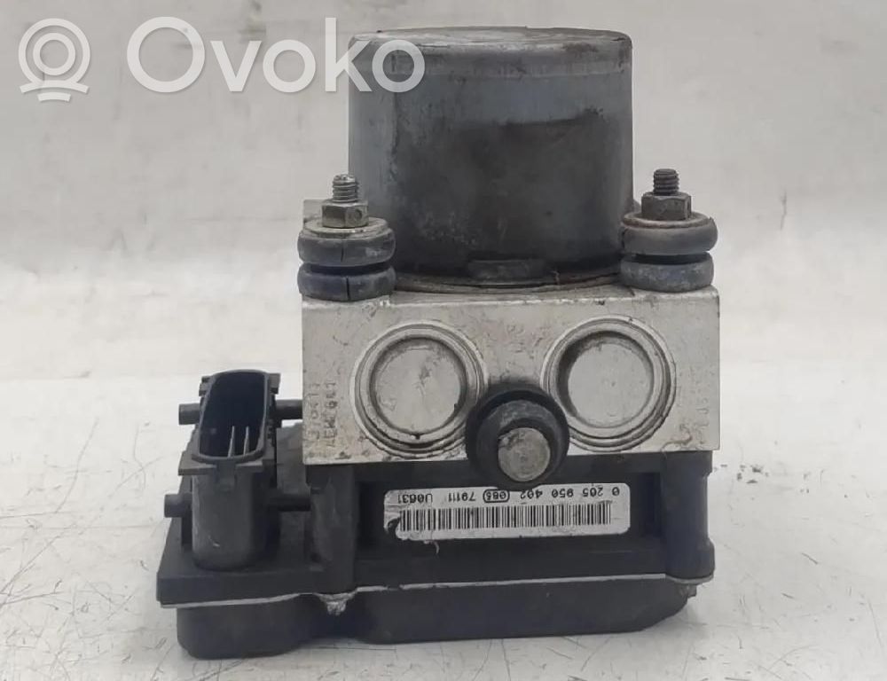 Opel Corsa D ABS-pumppu 