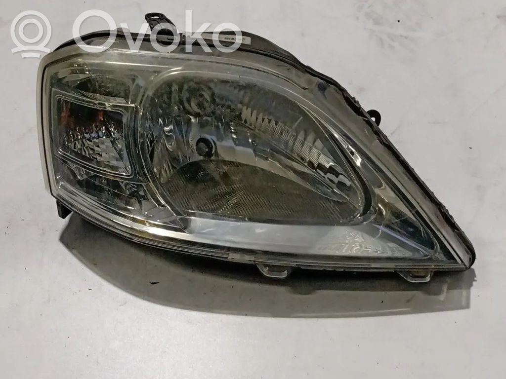 Dacia Logan I Scheinwerfer 