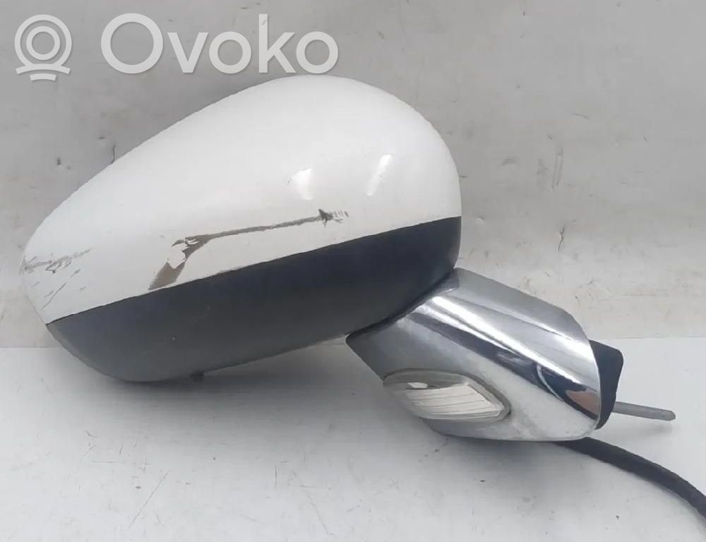 Front door electric wing mirror   E208391,E208391
