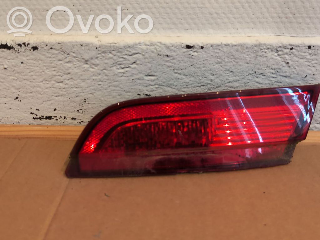 Jaguar XF Lampy tylnej klapy bagażnika 