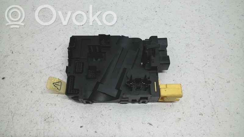 Audi A3 S3 8P Pyyhkimen/suuntavilkun vipukytkin 