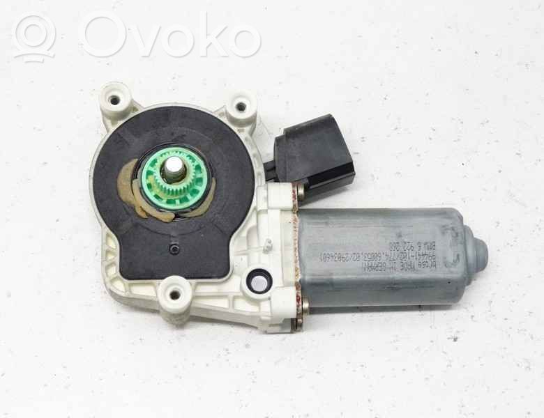 BMW 5 E60 E61 Motorino alzacristalli della portiera anteriore 
