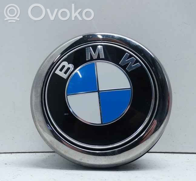 BMW 1 E81 E87 Uchwyt / Rączka zewnętrzna otwierania klapy tylnej / bagażnika 