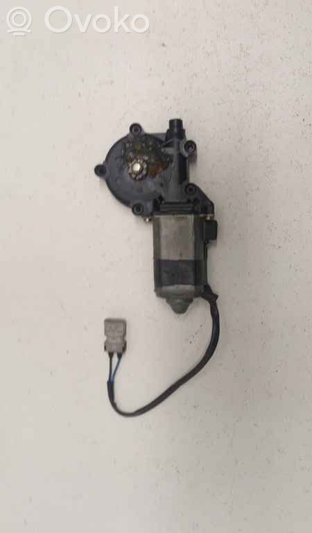 Silnik regulatora szyby drzwi przednich   67628359374,0005556,6165209,VDMS12