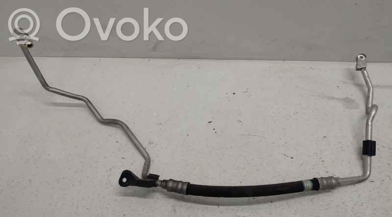 BMW 1 E81 E87 Air conditioning (A/C) pipe/hose 