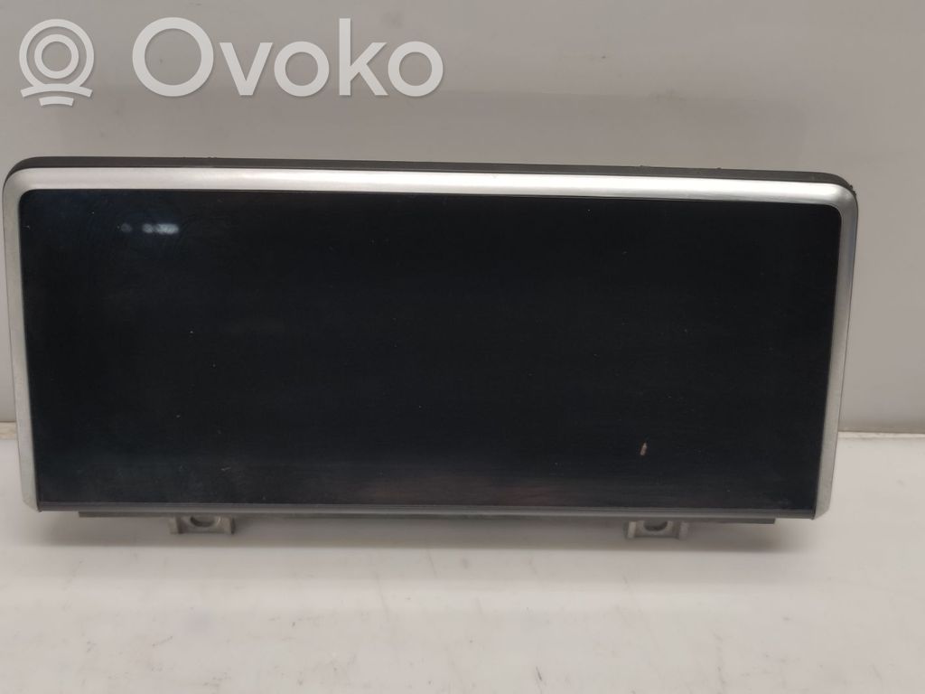 BMW 2 F46 Monitor / wyświetlacz / ekran 