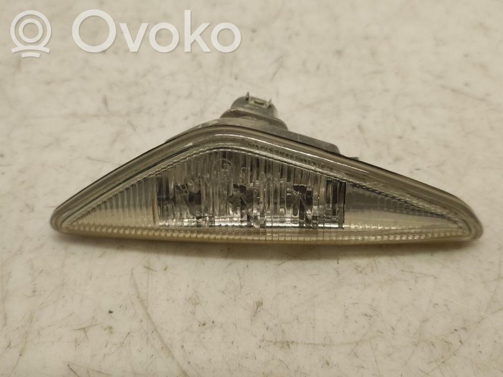 BMW 3 E46 Front fender indicator light 