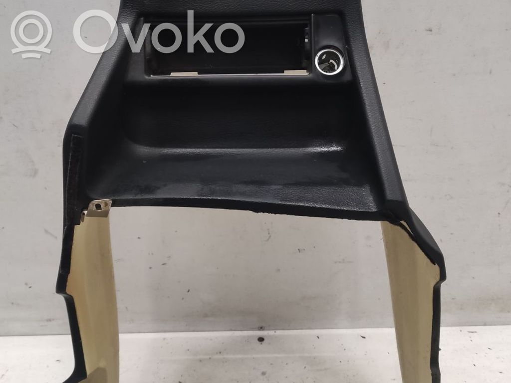 BMW 3 E30 Elkoņa balsts 
