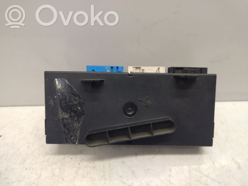 BMW 3 E36 Komforta modulis 