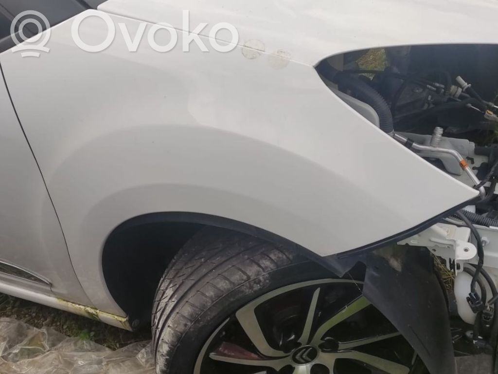 Citroen DS3 Sparnas 