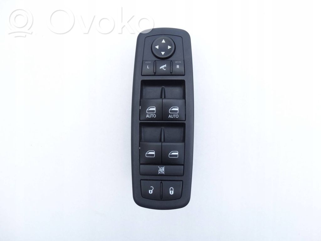 Electric window control switch   68271208AA,10130140