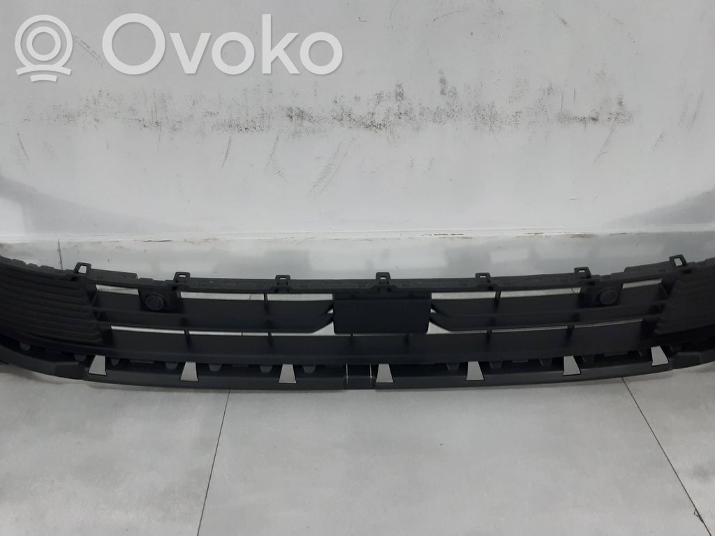 Ford Explorer VI Front bumper lip 