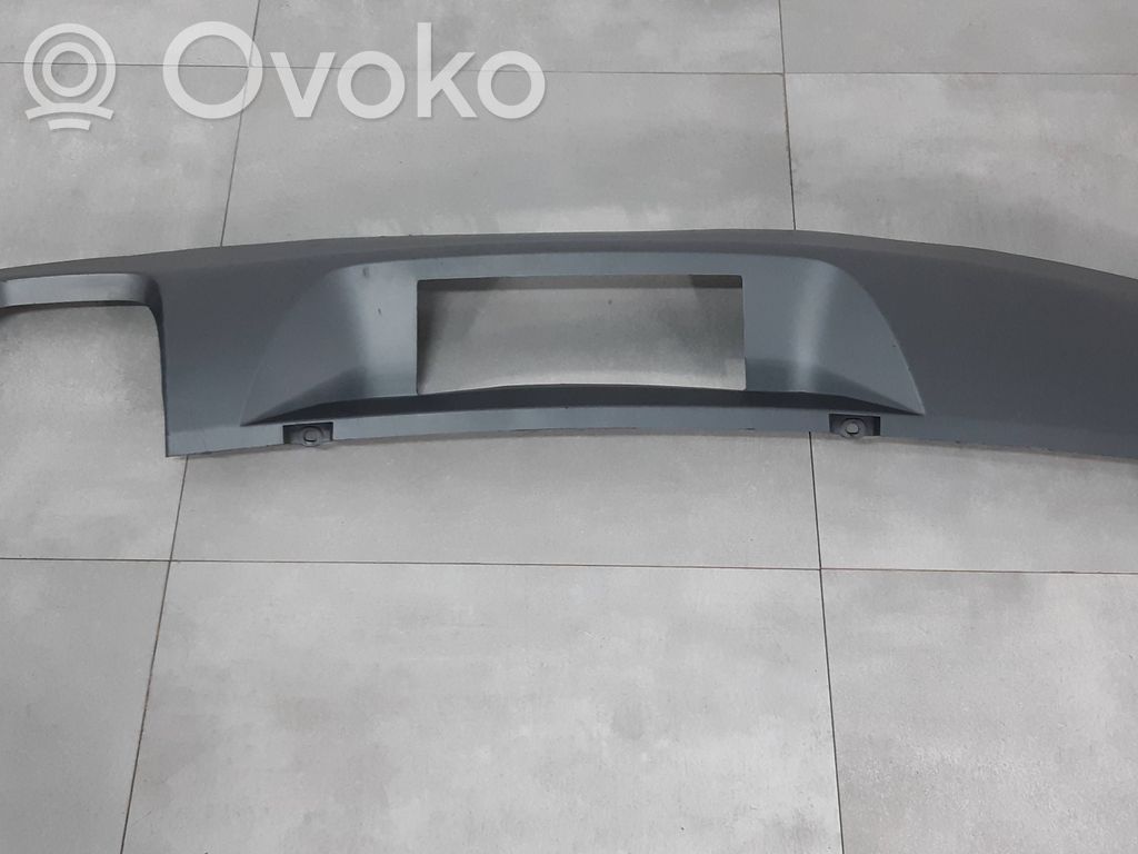 Audi Q2 - Moldura inferior del parachoques trasero 