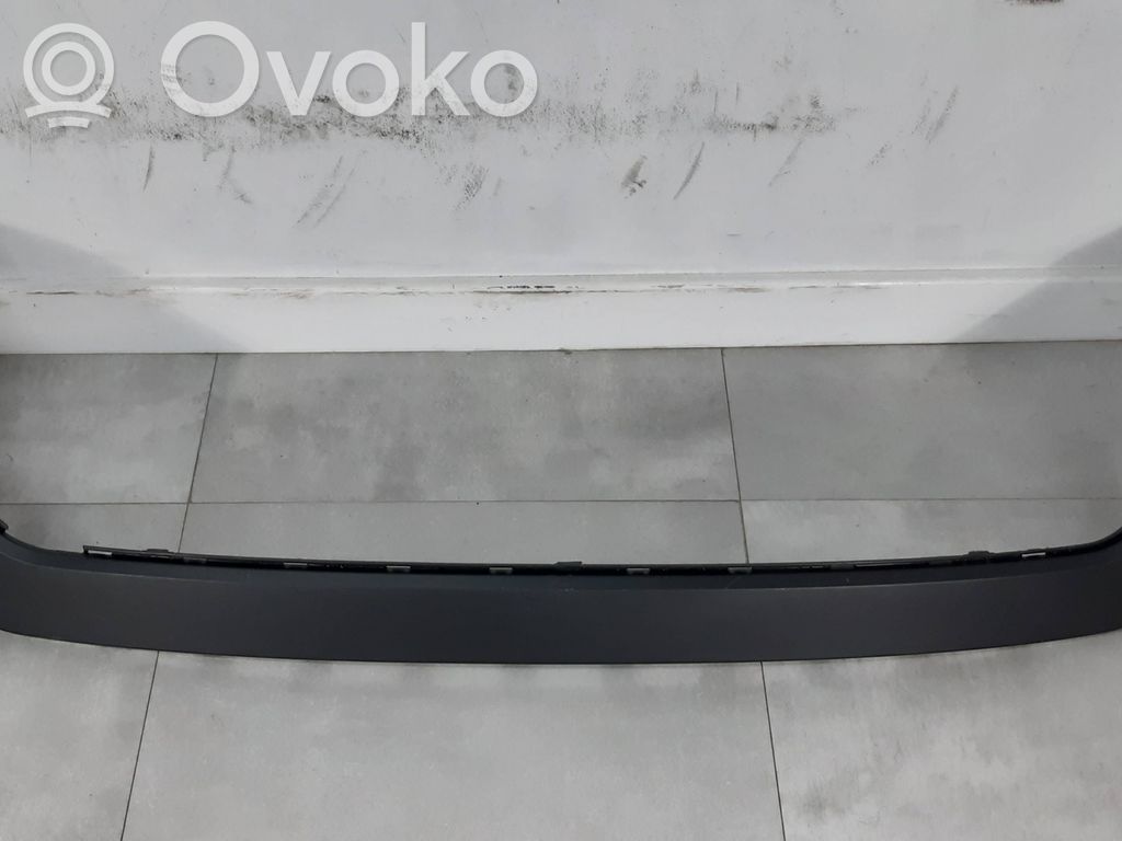 Skoda Yeti (5L) Takapuskurin alaosan lista 