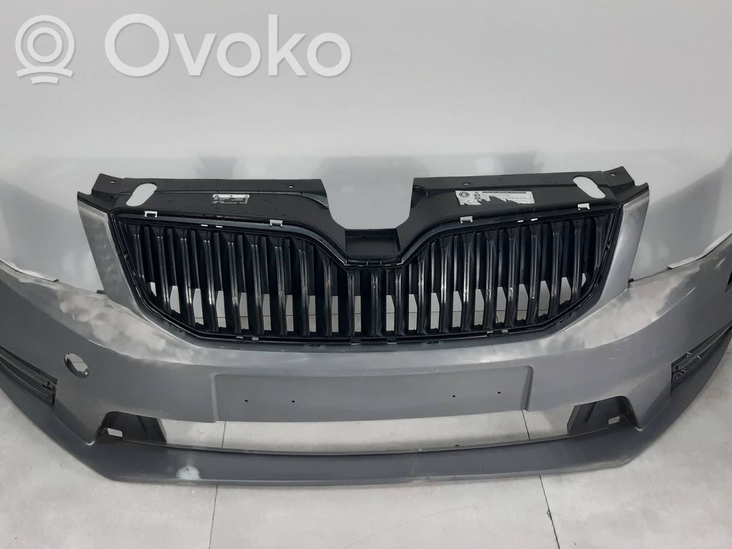 Skoda Octavia Mk3 (5E) Front bumper 