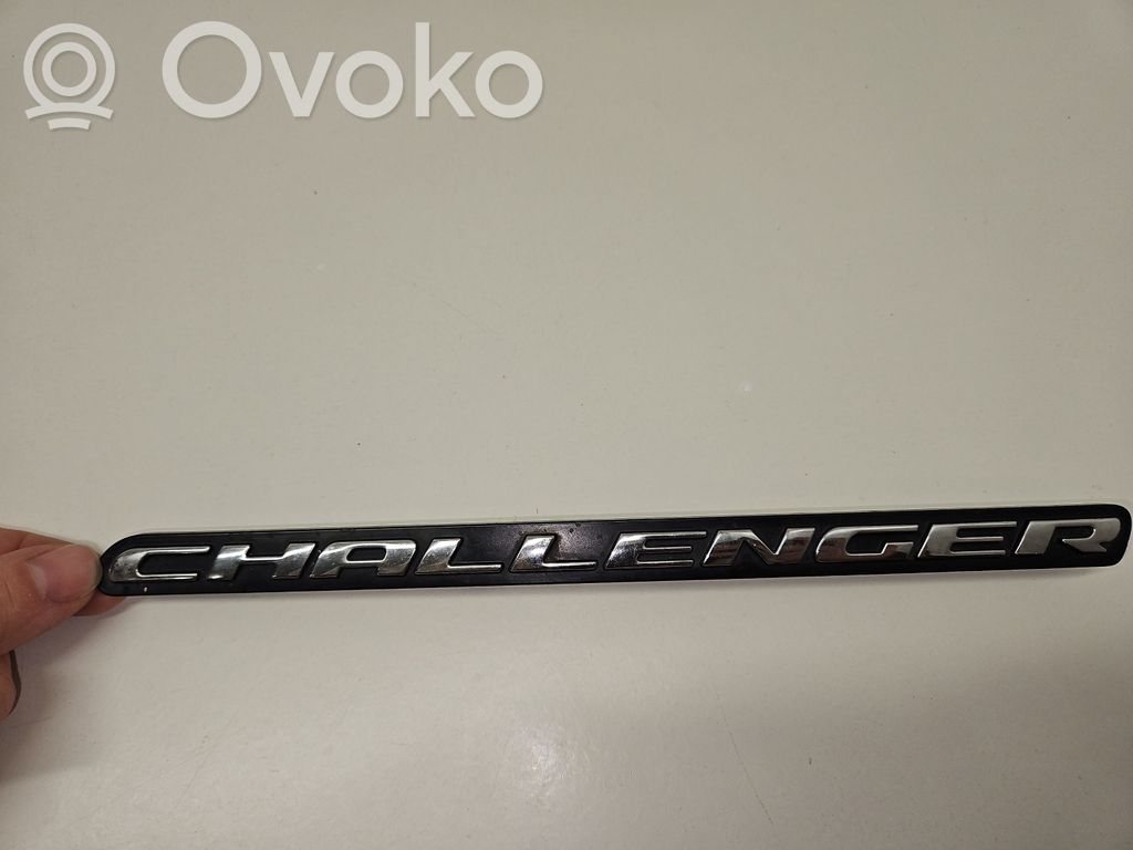 Dodge Challenger Inny emblemat / znaczek 