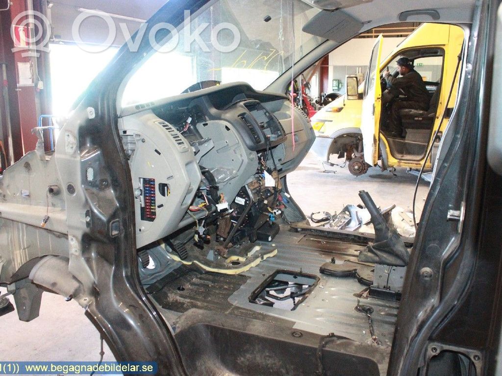 Dashboard   8200933862