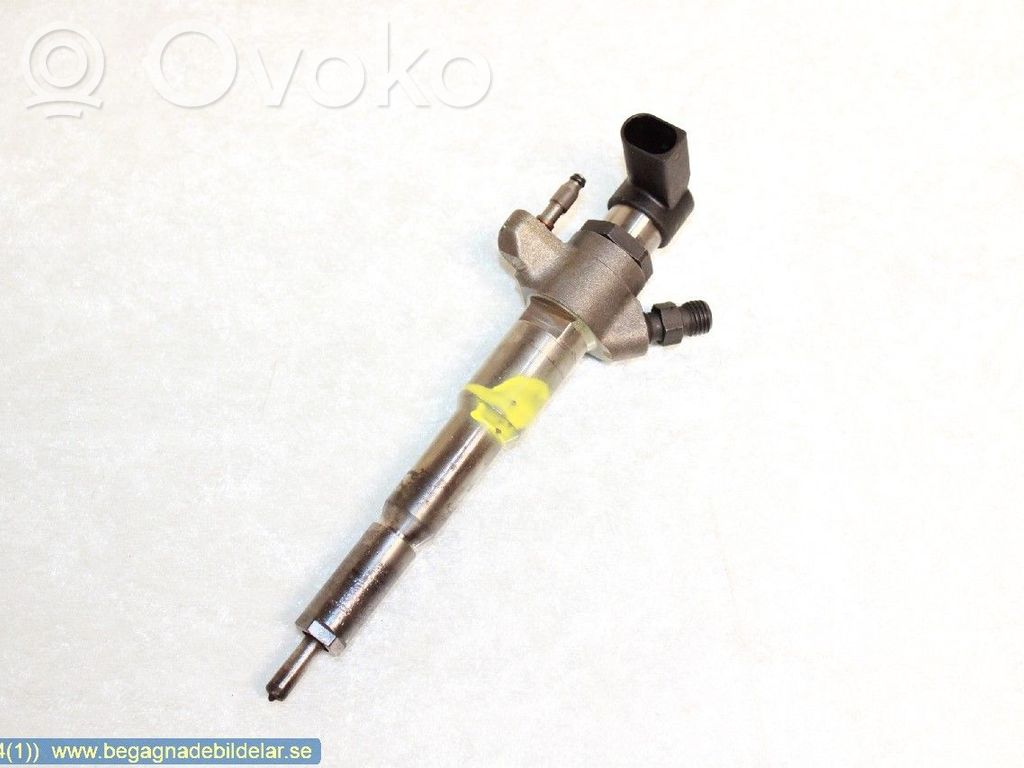 Sprausla (-i)   166000372R,166007840R,166093282R