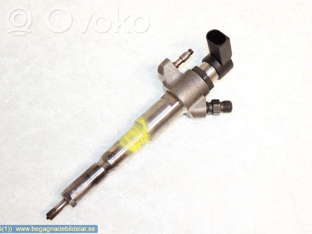 Sprausla (-i)   166000372R,166007840R,166093282R