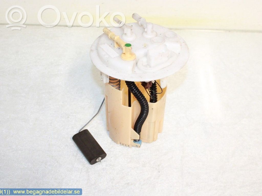 Aušinimo skysčio išsiplėtimo bakelis   1525JS,1525JS