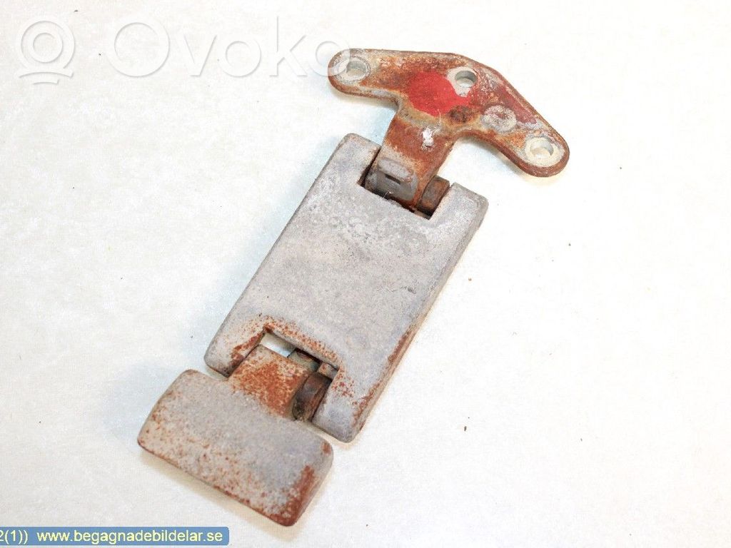 Iveco Daily 3rd gen Front door upper hinge 