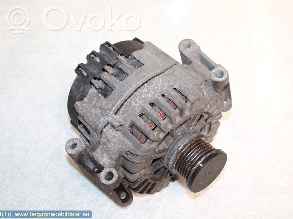 Mercedes-Benz Sprinter W906 Alternator 