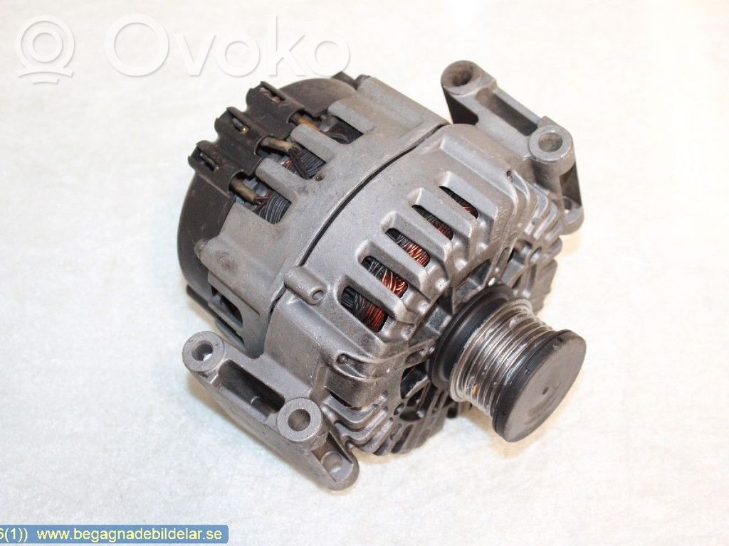 Mercedes-Benz Sprinter W906 Alternator 