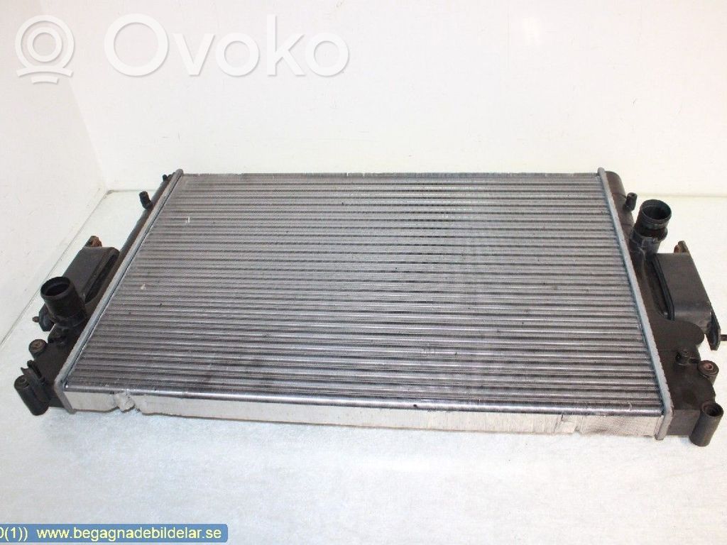 Iveco Daily 4th gen Radiatore di raffreddamento 