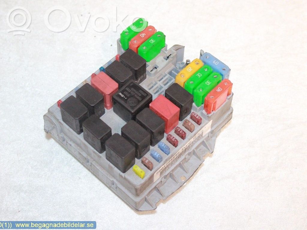 Fuse module   5801294545,5801294296