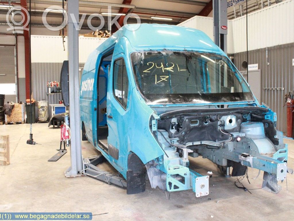 Renault Master III Virsbūve 