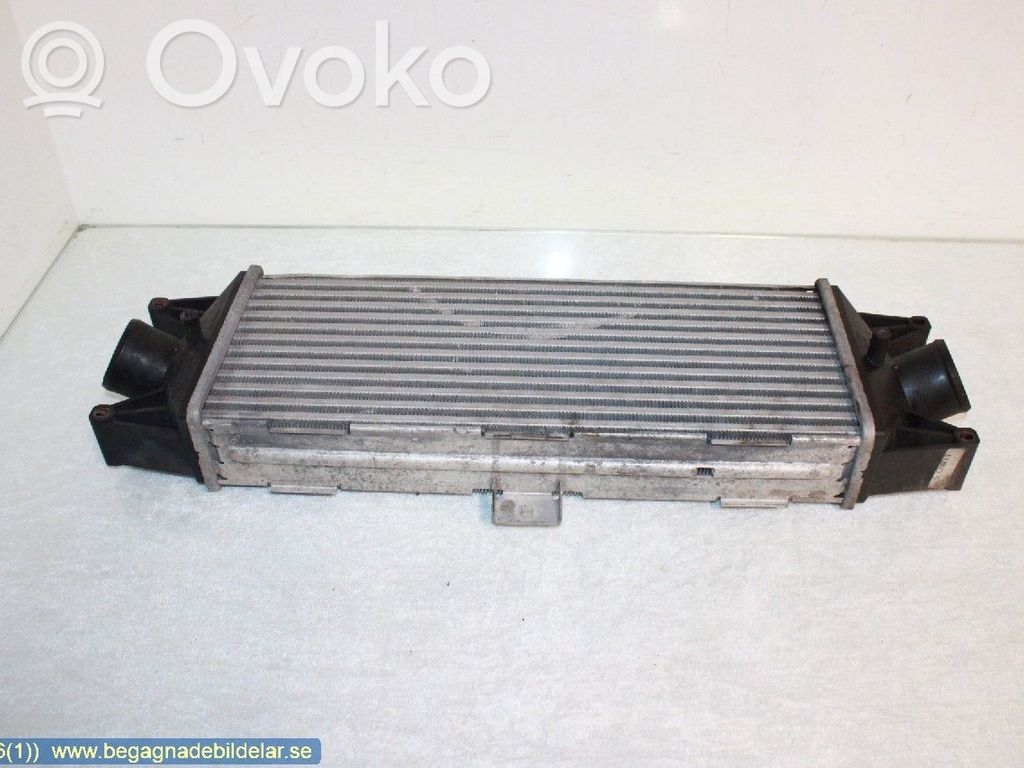 Iveco Daily 4th gen Interkūlerio radiatorius 