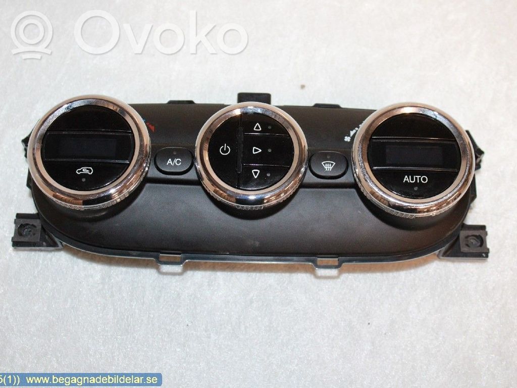 Iveco Daily 6th gen Climate control unit 