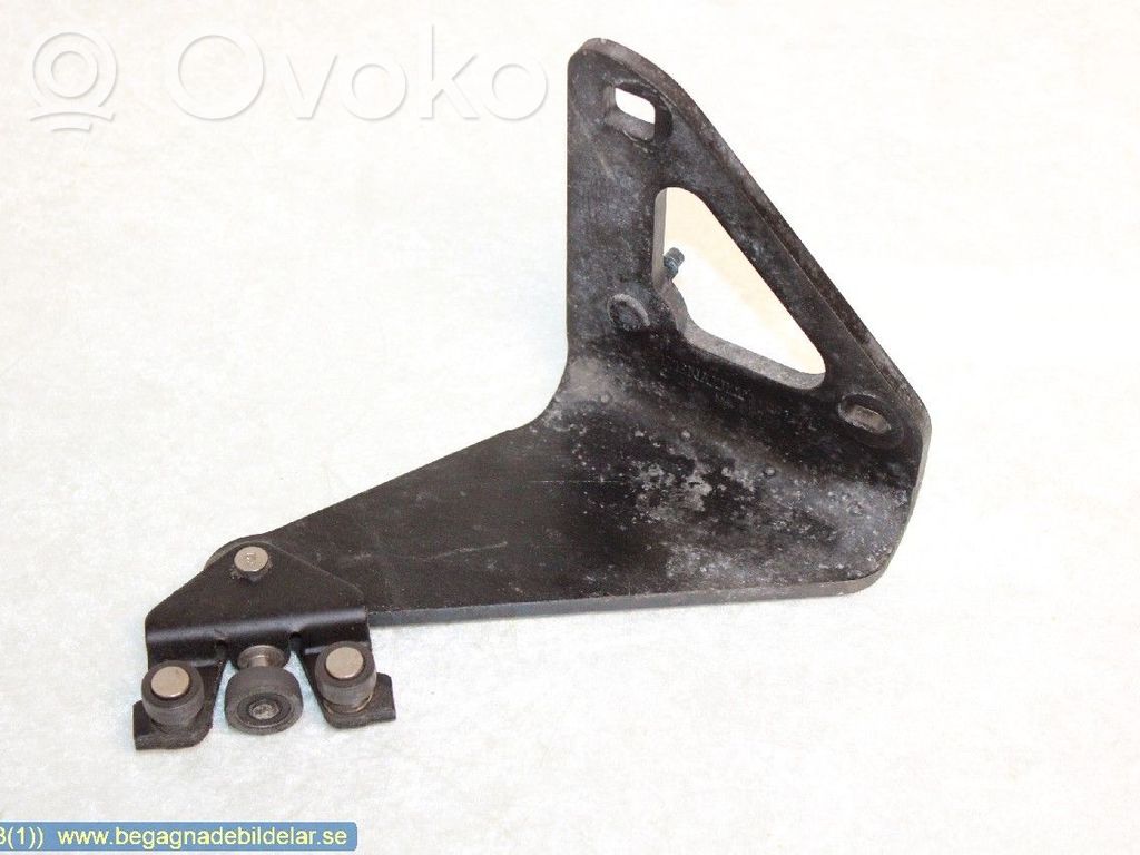 Sliding door upper roller guide/hinge   312012,7700312012,65708