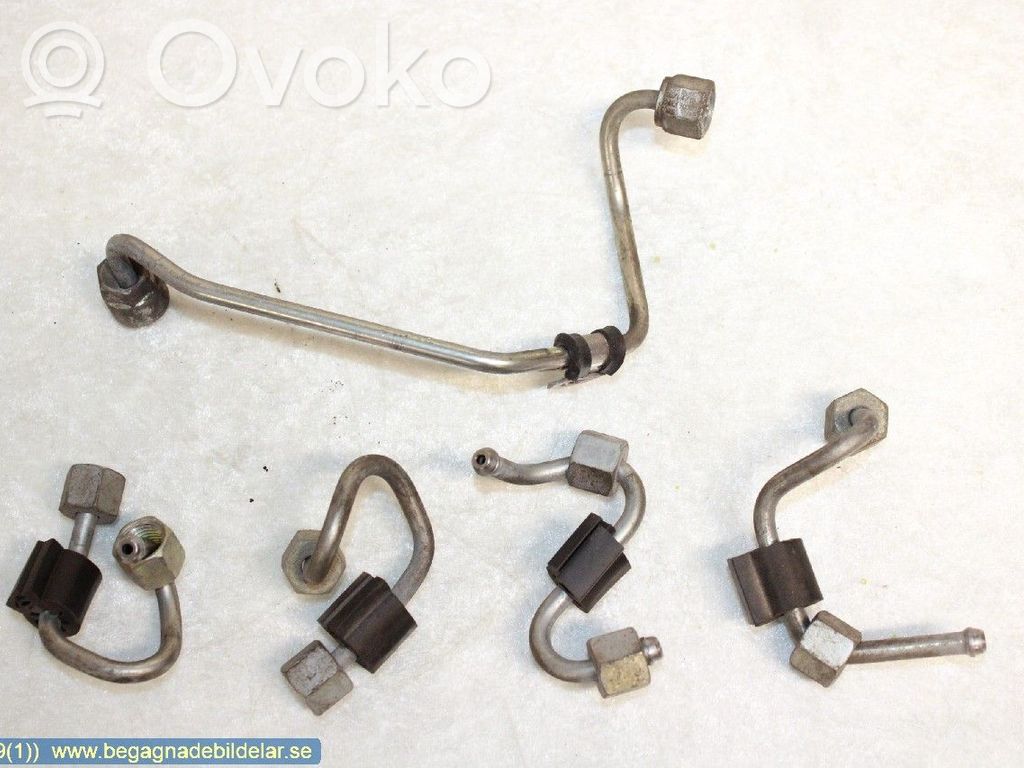 Polttoaineputki   04L130321,03L130301AR,03L130301BA,03L130301BF,03L130301BG