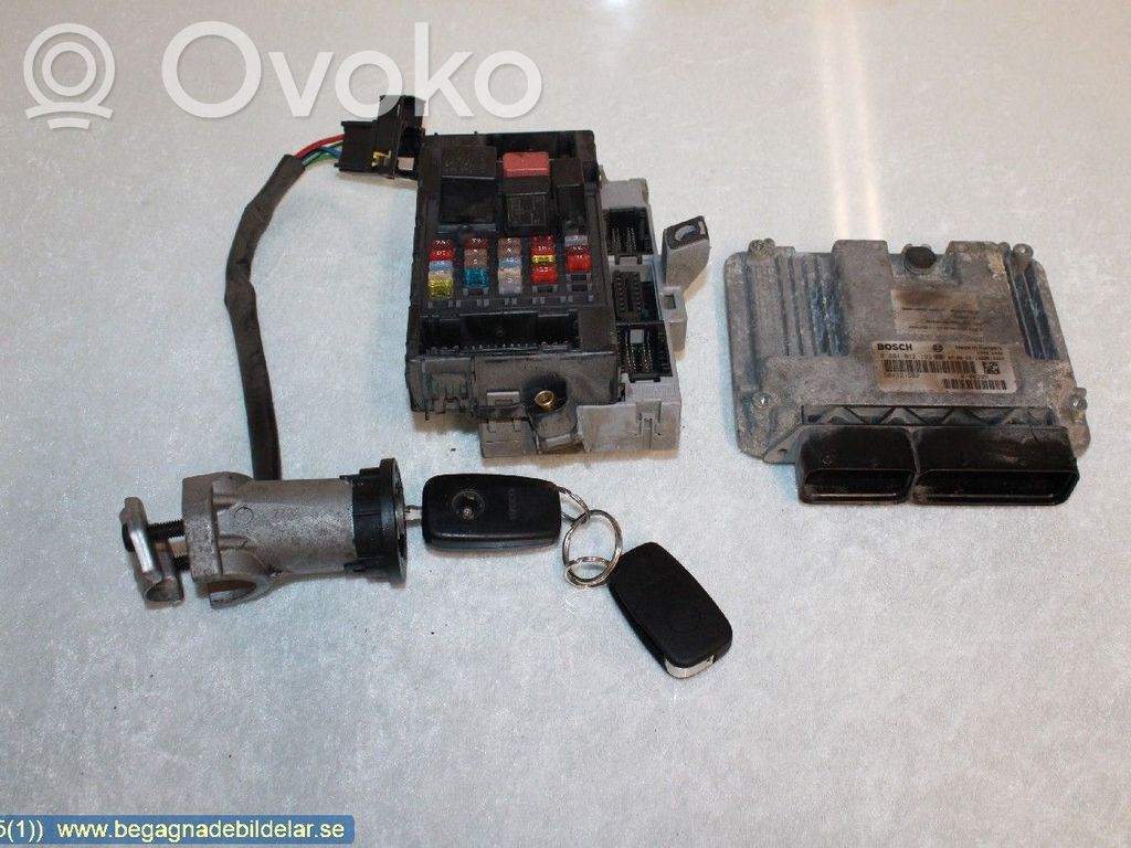 Unité de commande / module d'injection   0281012193,504121602,504121602,503440080119,69500005,69500009,69500042,69500716