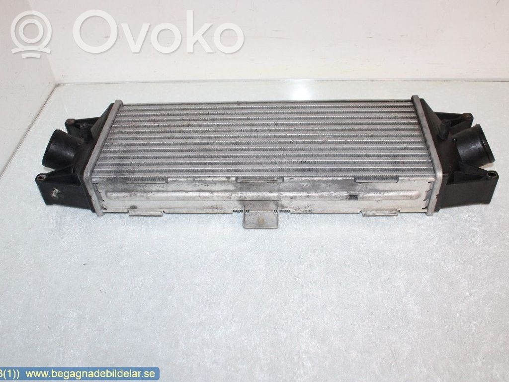 Iveco Daily 4th gen Interkūlerio radiatorius 