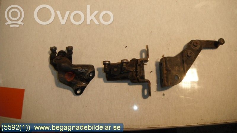 Front door upper hinge