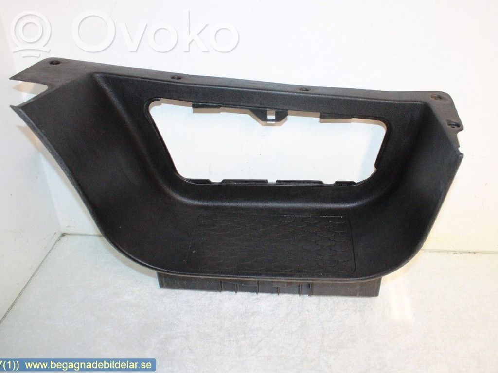 Iveco Daily 6th gen Listwa progowa przednia 