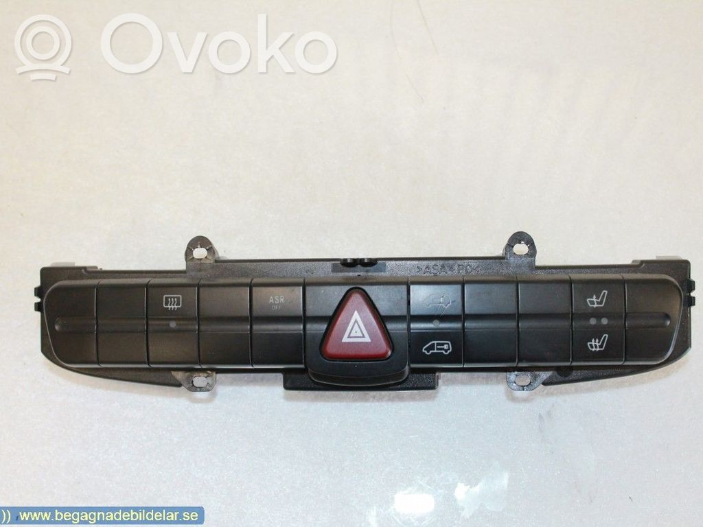 Hazard light switch   9065453607,2E0959561BQ