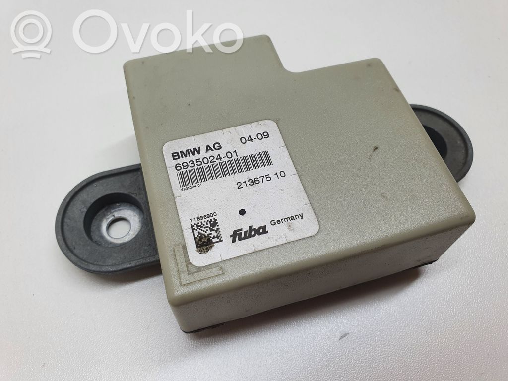 Antenna control unit   6935024,693502401,213675