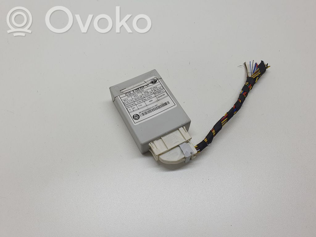 Vadības bloks   6769834,3714676983401,37146769834