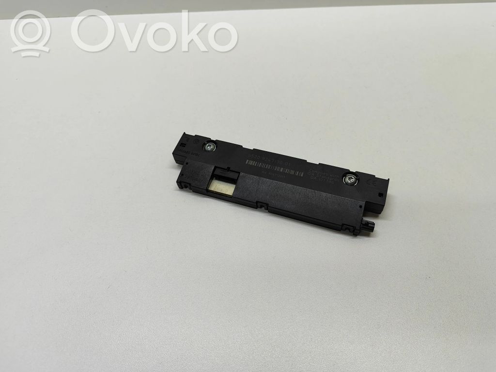 BMW 5 F10 F11 Moduł / Sterownik anteny 