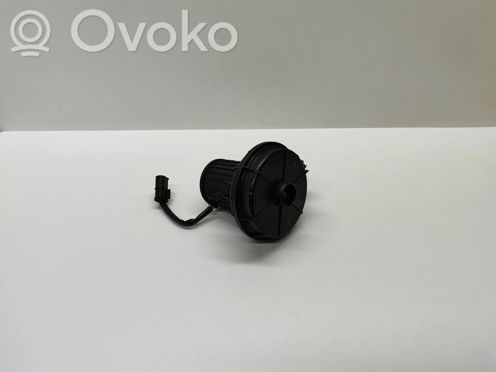 BMW 5 E60 E61 Antrinis oro siurblys 