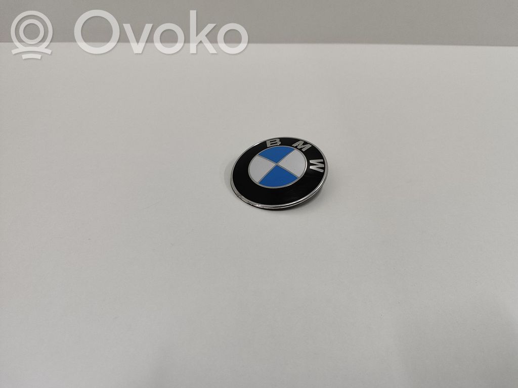 Gamintojo ženkliukas   813237505,8132375,10333410