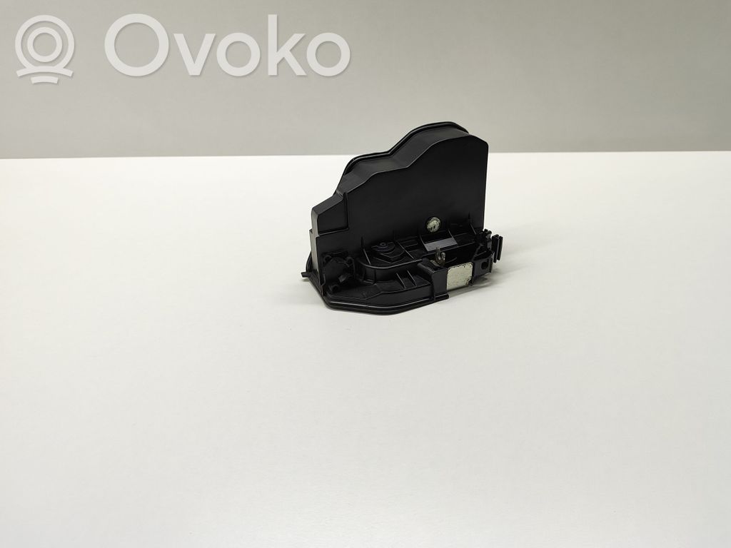 BMW 5 E60 E61 Front door lock 