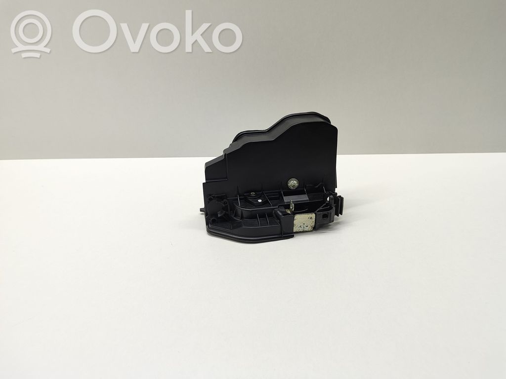BMW 5 E60 E61 Front door lock 
