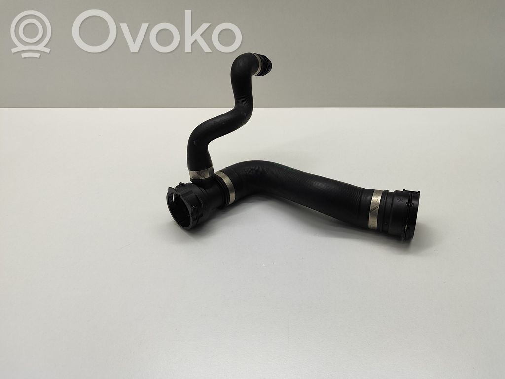 BMW 5 E60 E61 Engine coolant pipe/hose 