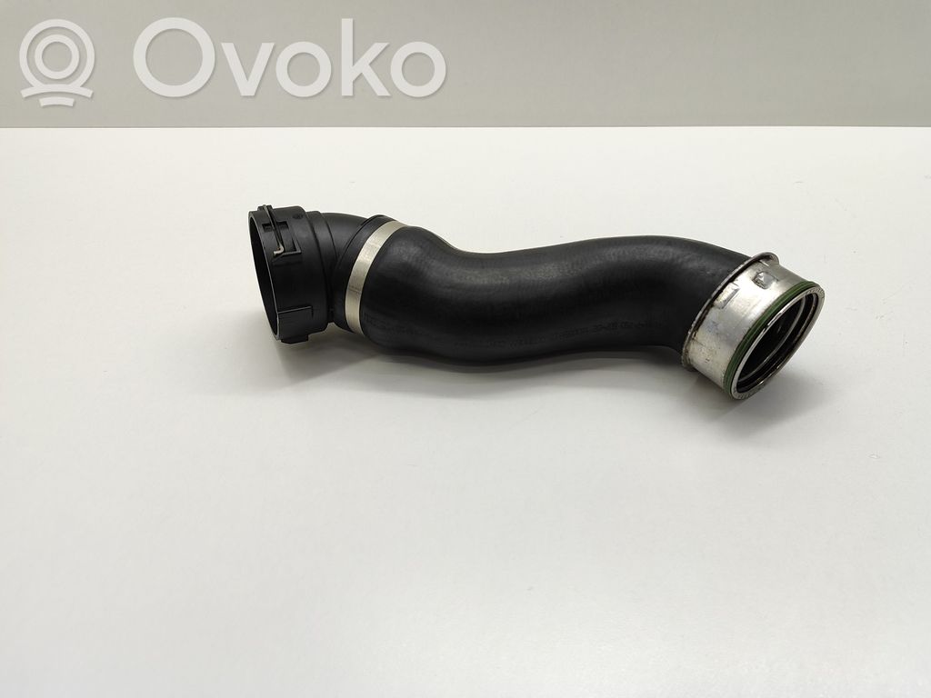 BMW 5 E60 E61 Interkūlera šļūtene (-es) / caurule (-es) 