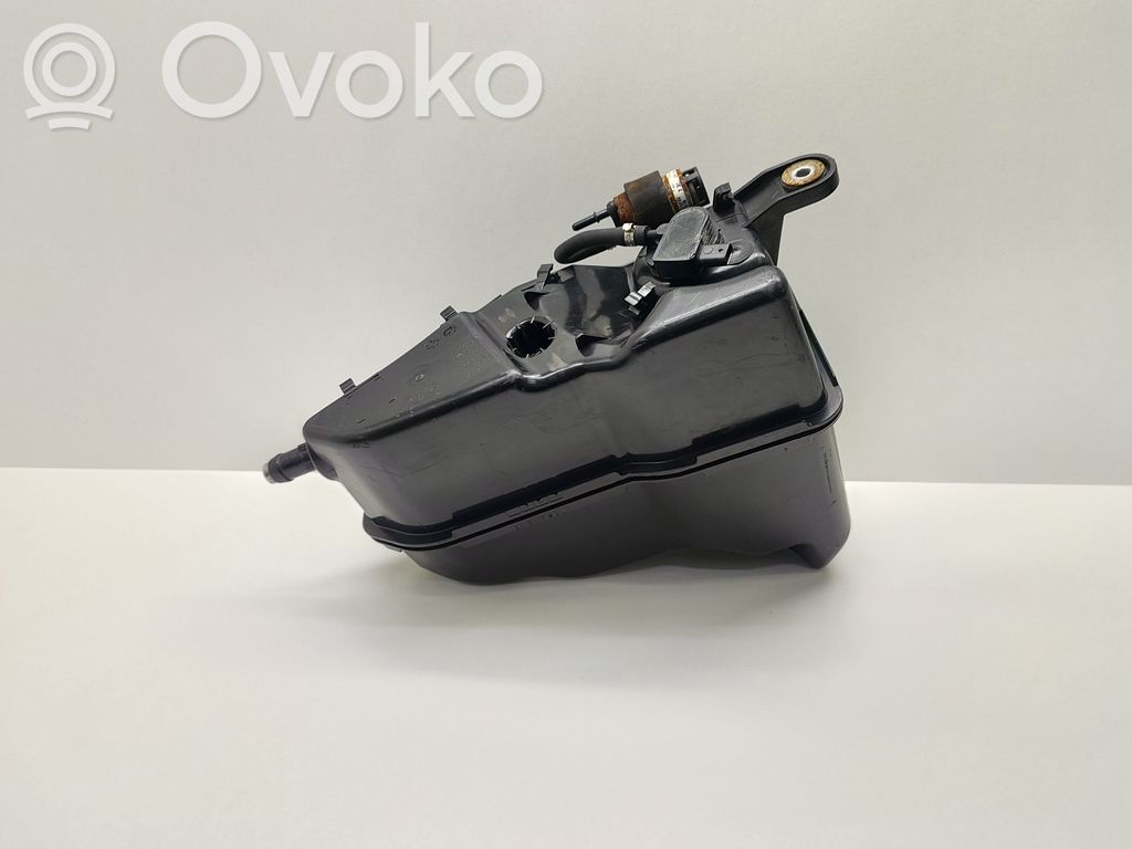 BMW 5 G30 G31 G38 Zbiornik płynu AdBlue 